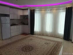 عروس سفید (یک) بکر و جنگلی عروس سفید (یک) بکر و جنگلی