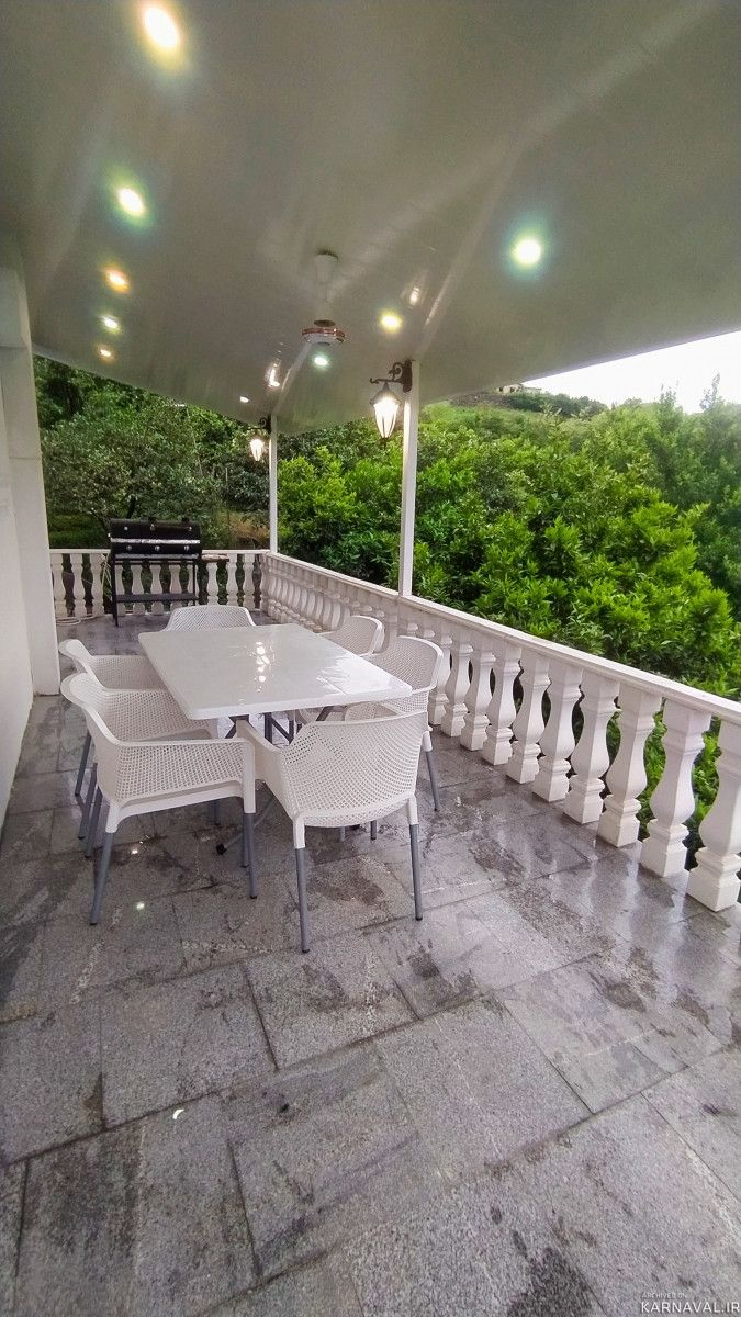 عروس سفید (یک) بکر و جنگلی