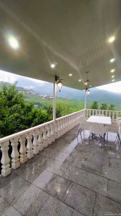 عروس سفید (یک) بکر و جنگلی عروس سفید (یک) بکر و جنگلی