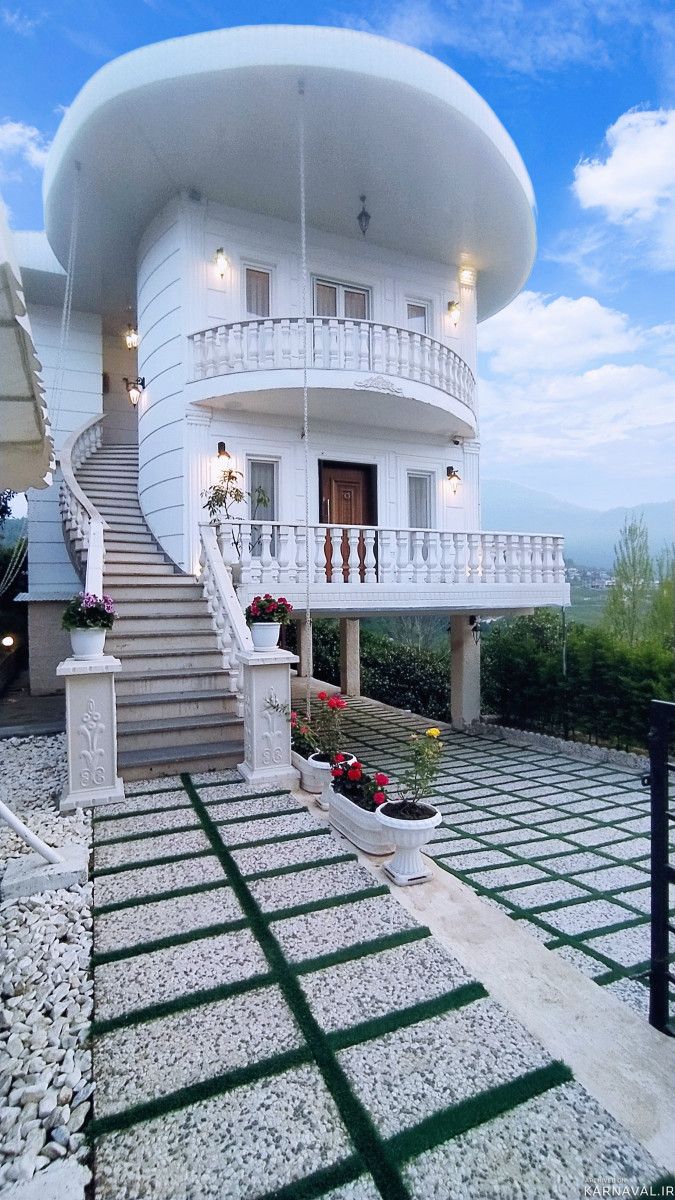 عروس سفید (یک) بکر و جنگلی