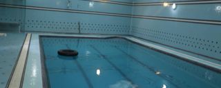 استخر آب گرم سرپوشیده و میز بیلیارد، طبقه اول استخر آب گرم سرپوشیده و میز بیلیارد، طبقه اول