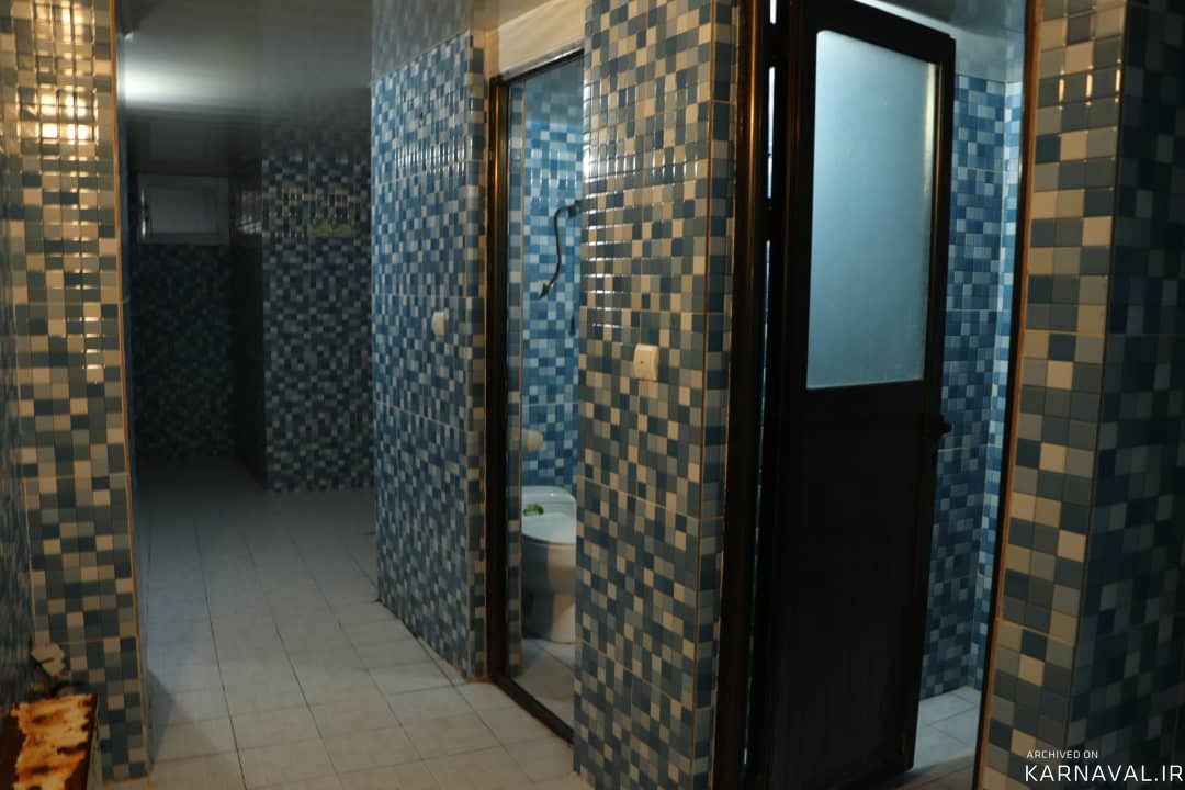 استخر آب گرم سرپوشیده و میز بیلیارد، طبقه اول