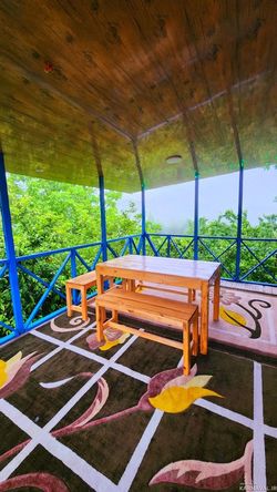 کلبه چوبی سنتی تراس دار ، در دل جنگل کلبه چوبی سنتی تراس دار ، در دل جنگل