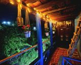 کلبه چوبی سنتی تراس دار ، در دل جنگل کلبه چوبی سنتی تراس دار ، در دل جنگل