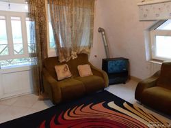 واحد گل رز، طبقه دوم همراه با تراس 30متری واحد گل رز، طبقه دوم همراه با تراس 30متری