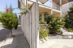 واحد مبله و تمیز دو خوابه "شمعدونی" داخل شهر واحد مبله و تمیز دو خوابه "شمعدونی" داخل شهر