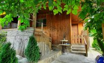 کلبه جنگلی تراس دار در طبیعت بکر روستای تیرکن کلبه جنگلی تراس دار در طبیعت بکر روستای تیرکن