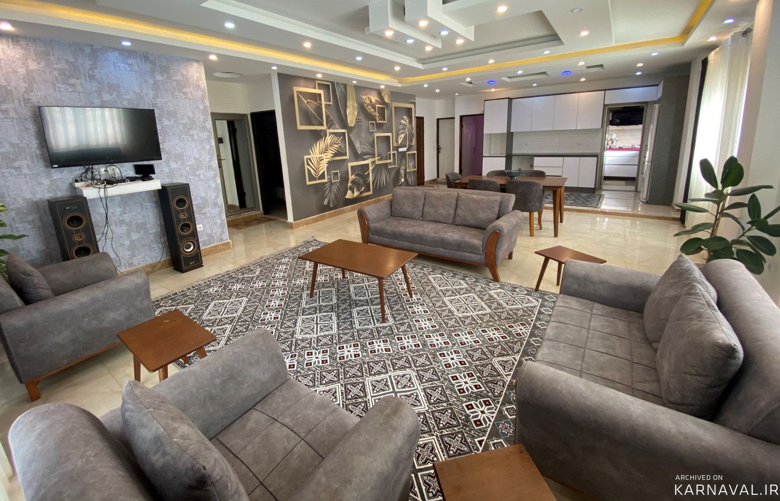 استخر همراه با سونا بخار و خشك و جکوزی، دوبلکس