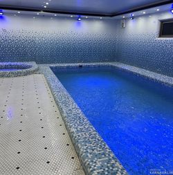 استخر همراه با سونا بخار و خشك و جکوزی، دوبلکس استخر همراه با سونا بخار و خشك و جکوزی، دوبلکس