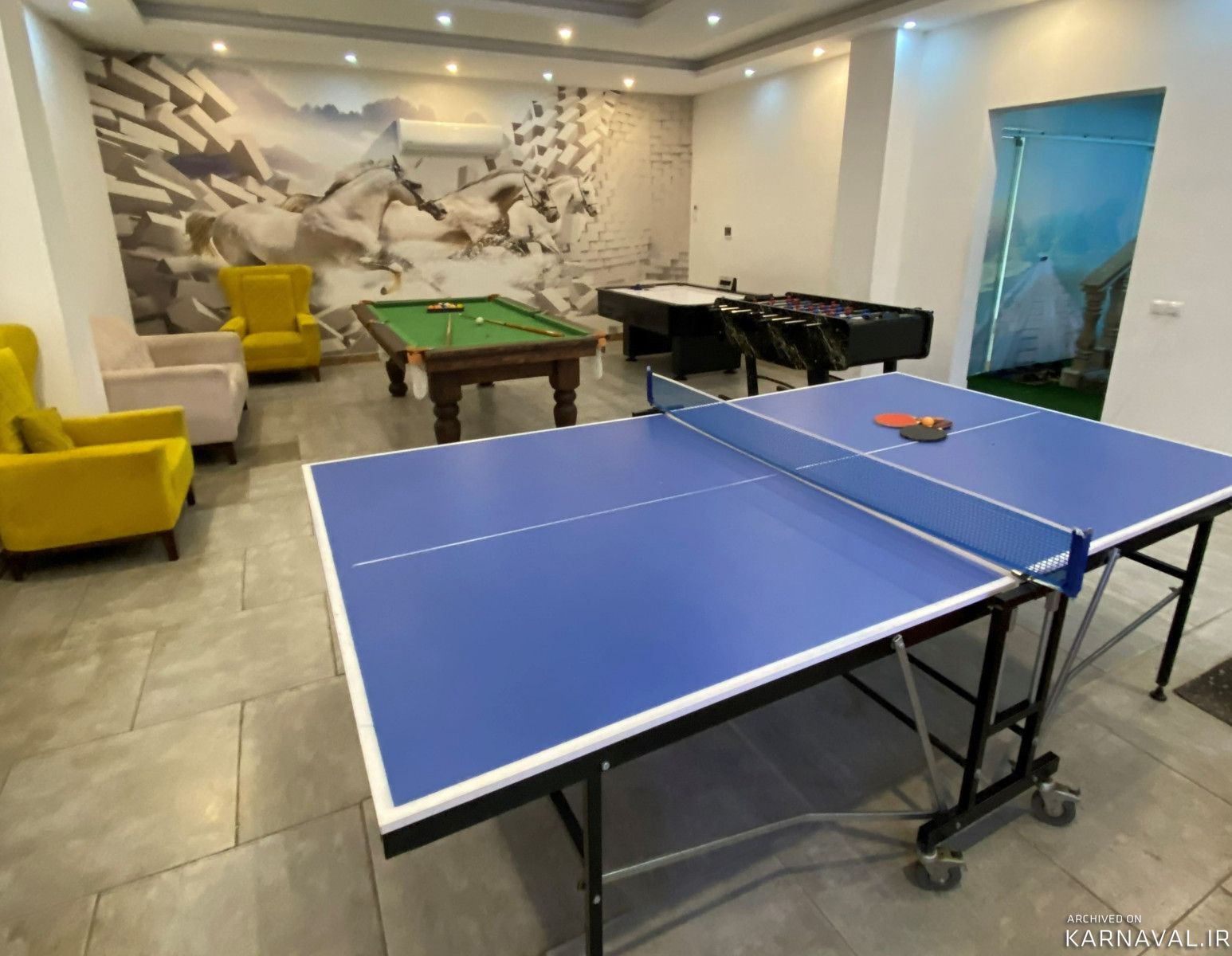 استخر همراه با سونا بخار و خشك و جکوزی، دوبلکس