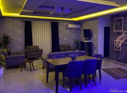 استخر همراه با سونا بخار و خشك و جکوزی، دوبلکس استخر همراه با سونا بخار و خشك و جکوزی، دوبلکس