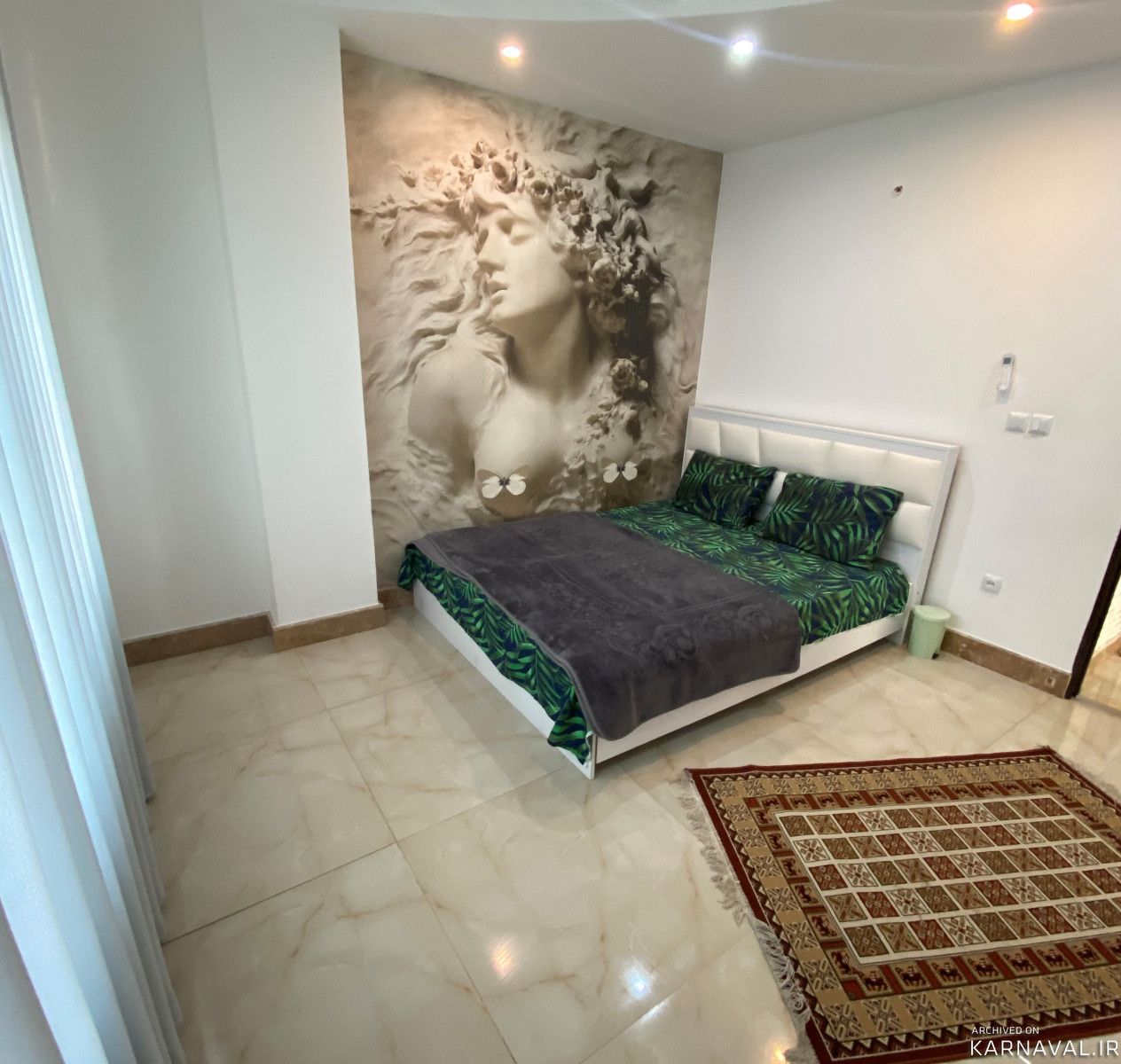 استخر همراه با سونا بخار و خشك و جکوزی، دوبلکس