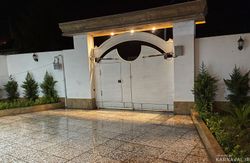 استخر همراه با سونا بخار و خشك و جکوزی، دوبلکس استخر همراه با سونا بخار و خشك و جکوزی، دوبلکس