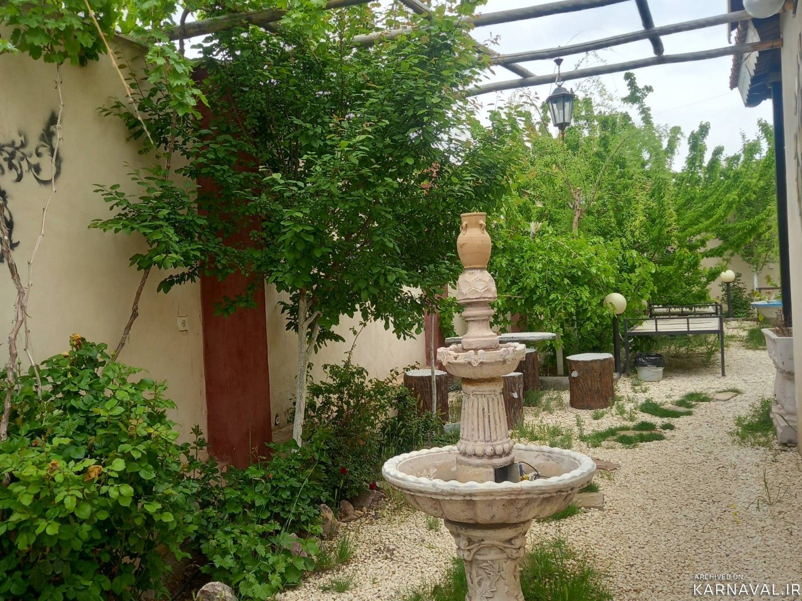 خانه باغ امید(قمصر) خانه باغ امید(قمصر)