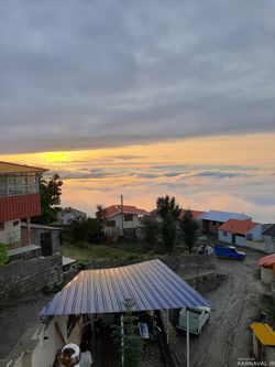 ویلای تک خواب با ویوی ابدی جنگل و ابر ویلای تک خواب با ویوی ابدی جنگل و ابر