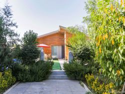 استخر روباز آبسرد، آتشگاه، فوتبال دستی، رقص نور استخر روباز آبسرد، آتشگاه، فوتبال دستی، رقص نور