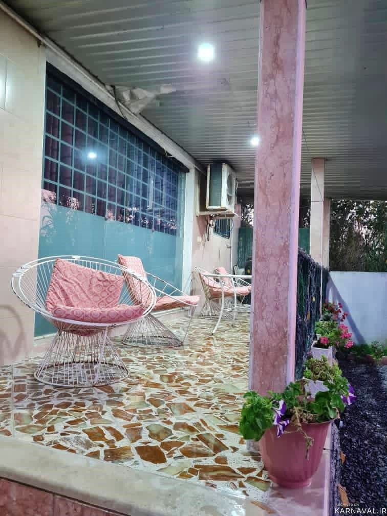 تراس و حیاط دربست، ساحلی با ویوی دریا