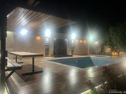 باغ ویلا با استخر، آتشکده و سنتی نشین باغ ویلا با استخر، آتشکده و سنتی نشین