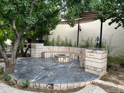 باغ ویلا با استخر، آتشکده و سنتی نشین باغ ویلا با استخر، آتشکده و سنتی نشین