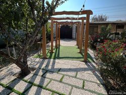 باغ ویلا با استخر، آتشکده و سنتی نشین باغ ویلا با استخر، آتشکده و سنتی نشین