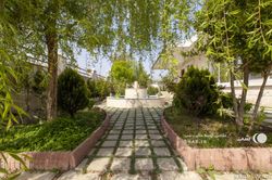 واحد لوكس و مدرن با منظره زيبا با محوطه زيبا،دربست واحد لوكس و مدرن با منظره زيبا با محوطه زيبا،دربست