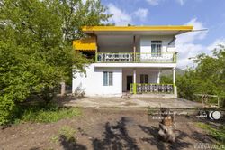 اقامتگاه ویلایی نجفیان(طبقه اول) اقامتگاه ویلایی نجفیان(طبقه اول)