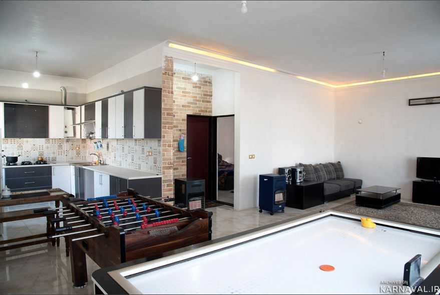 دربست و حیاط دار، ایر هاکی و فوتبال دستی، سهیلیه