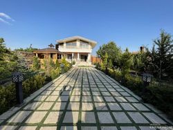 واحد لوکس،استخردار میز بیلیارد وتمام امکانات رفاهی واحد لوکس،استخردار میز بیلیارد وتمام امکانات رفاهی