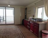 طبقه همکف با منظره کوه و جنگل و اقیانوسی از ابر طبقه همکف با منظره کوه و جنگل و اقیانوسی از ابر