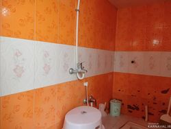 طبقه همکف با منظره کوه و جنگل و اقیانوسی از ابر طبقه همکف با منظره کوه و جنگل و اقیانوسی از ابر