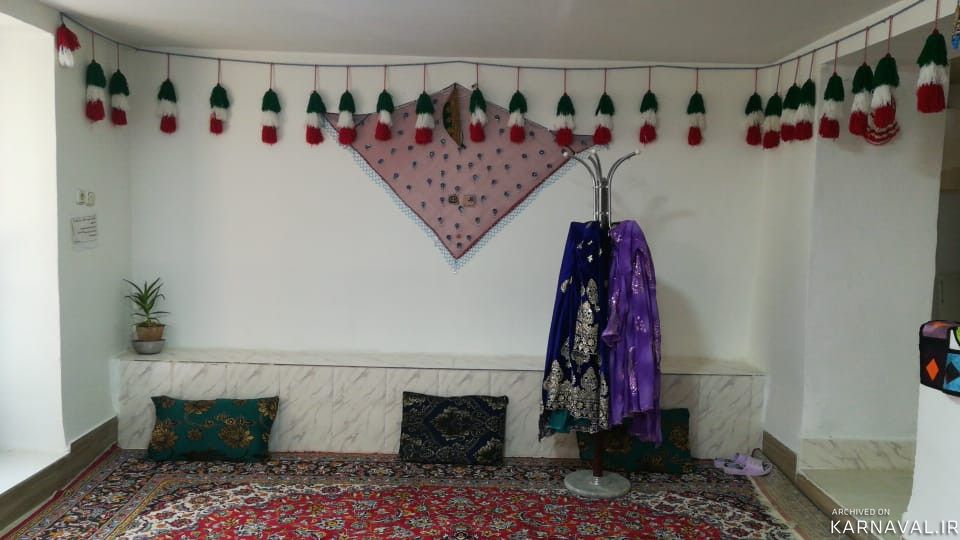 واحد سنتی چکاوک در شهر ونک 