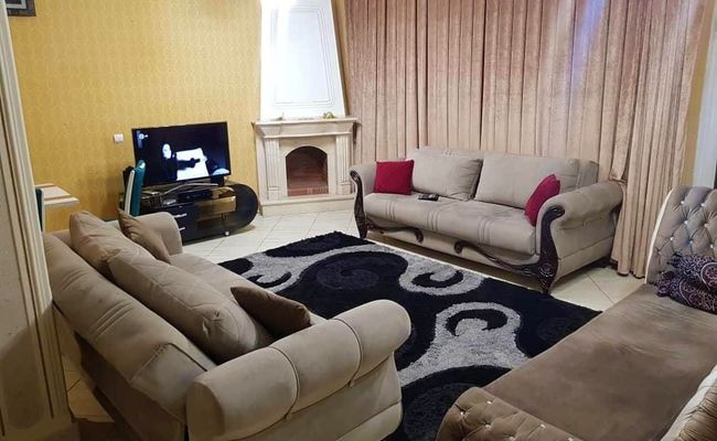 واحد لوکس با حیاط اختصاصی، با دسترسی مناسب واحد لوکس با حیاط اختصاصی، با دسترسی مناسب