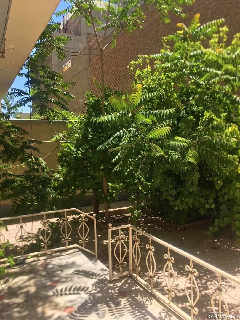 واحد لوکس با حیاط اختصاصی، با دسترسی مناسب