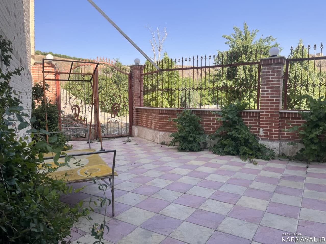 ویلای سنتی چهل ایوان زاینده رود همسطح