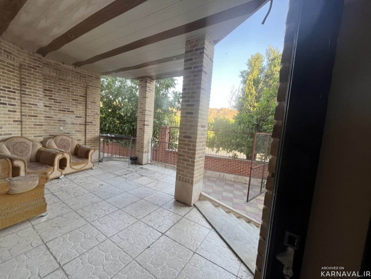 ویلای سنتی چهل ایوان زاینده رود همسطح