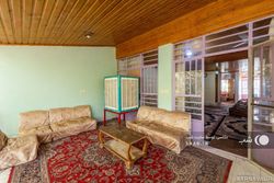 باغ ویلای دو خوابه دنج در باغبهادران باغ ویلای دو خوابه دنج در باغبهادران