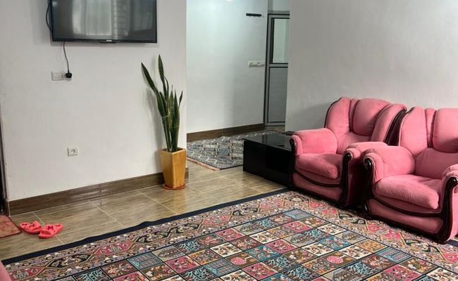 واحد مبله، طبقه همکف با محیطی آرام و جنگلی واحد مبله، طبقه همکف با محیطی آرام و جنگلی