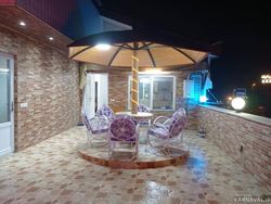 واحد مبله با حیاط خلوت آلاچیقدار و باربیکیو واحد مبله با حیاط خلوت آلاچیقدار و باربیکیو