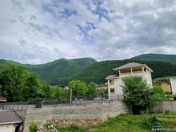 ویلا جنگلی ۳خوابه با منظره زیبای کوه و جنگل ویلا جنگلی ۳خوابه با منظره زیبای کوه و جنگل