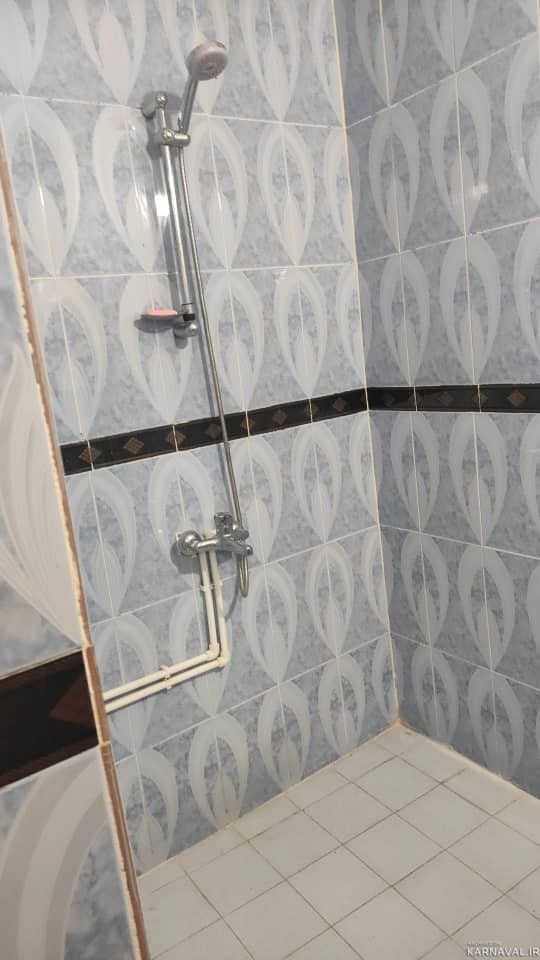 دربست، ویو عالی مشرف به دریاچه، سفارش غذا و غیره