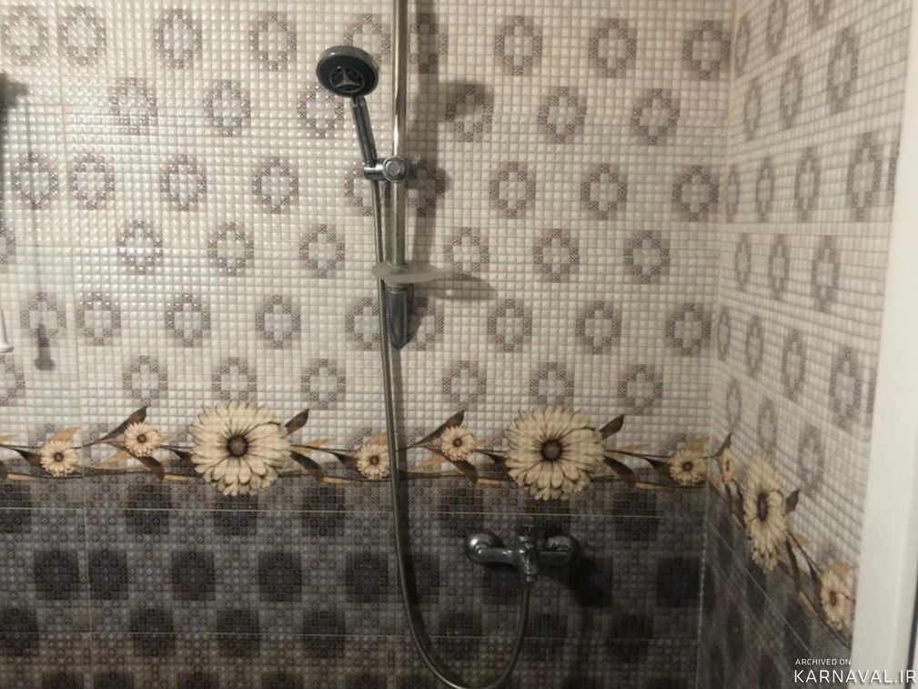 دربست و حیاط در اختیار، لشگر آباد