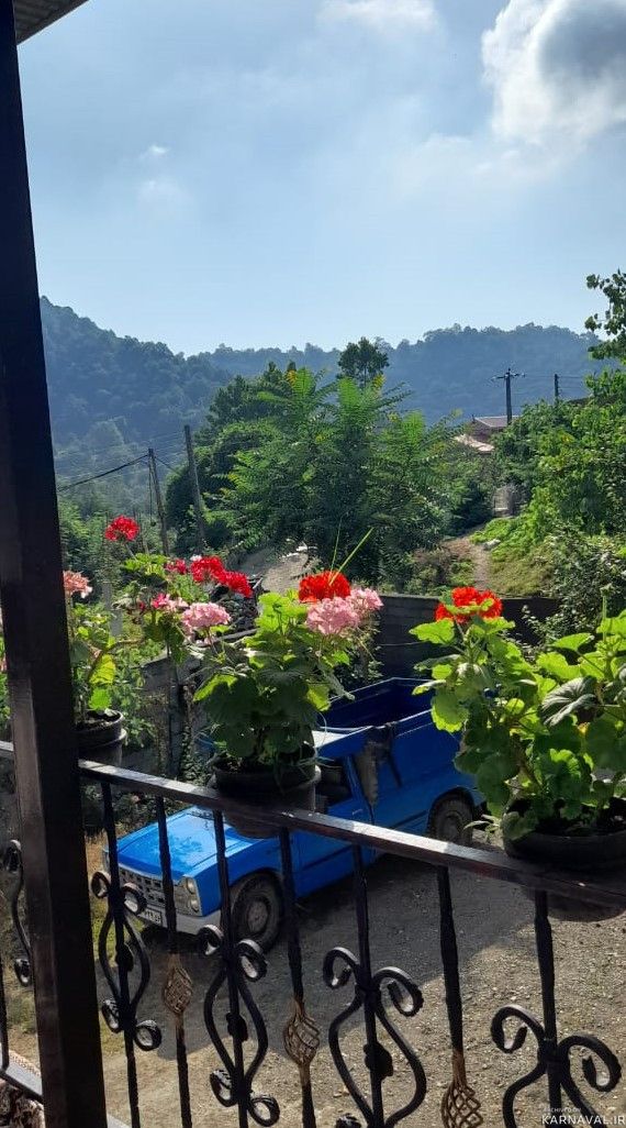 واحد تمیز در نزدیکی دریاچه روستای سراگاه