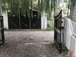 ویلا نوساز دوخوابه دربست با فوتبال دستی ویلا نوساز دوخوابه دربست با فوتبال دستی