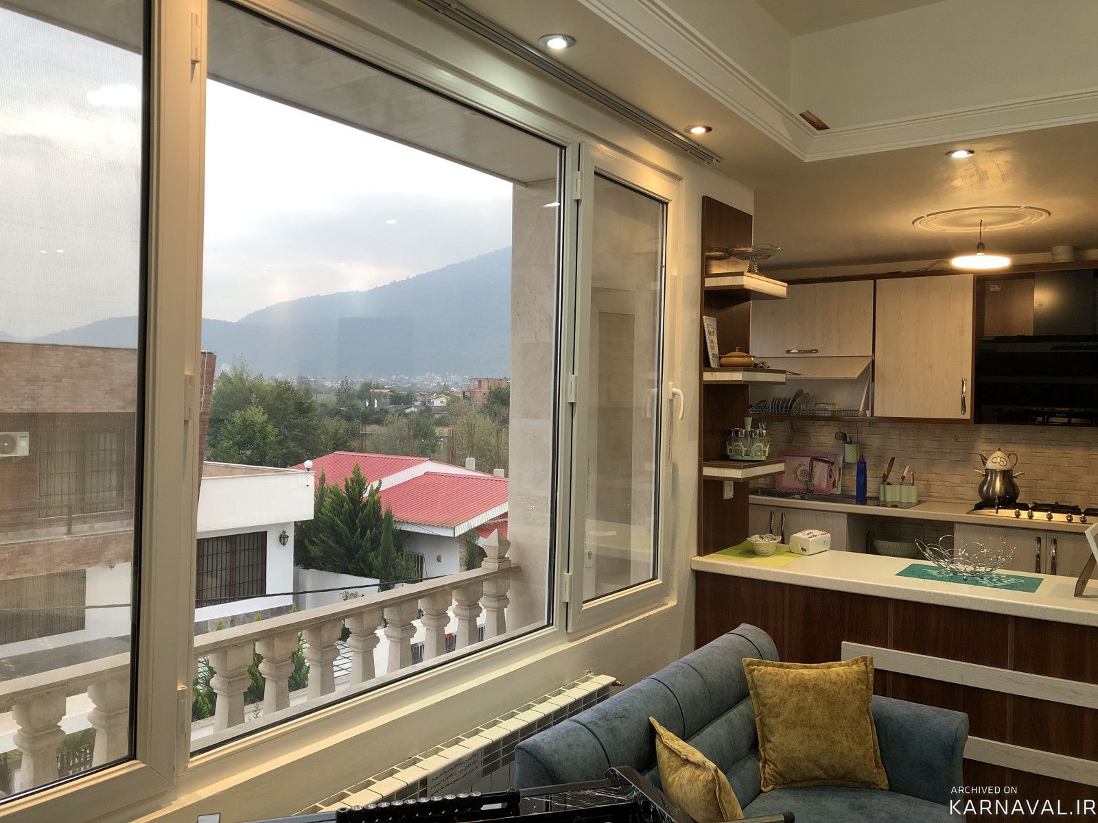 واحد نوساز و مدرن با تراس و ویو عالی و فوتبال دستی