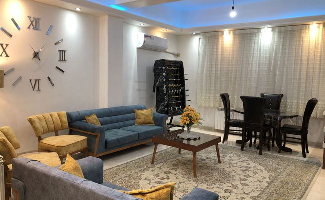 واحد نوساز و مدرن با تراس و ویو عالی و فوتبال دستی واحد نوساز و مدرن با تراس و ویو عالی و فوتبال دستی