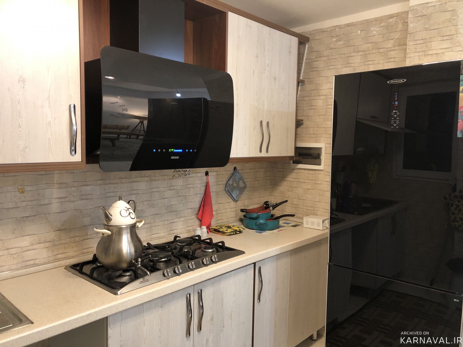 واحد نوساز و مدرن با تراس و ویو عالی و فوتبال دستی