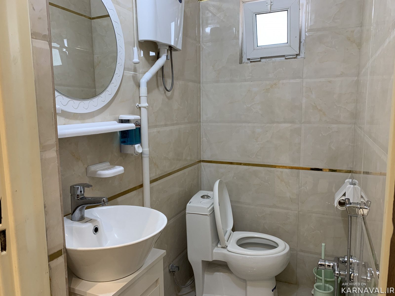 واحد نوساز و مدرن با تراس و ویو عالی و فوتبال دستی