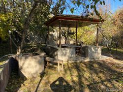 استخرآبگرم سرپوشیده وجکوزی،آلاچیق و آتشکده در حیاط استخرآبگرم سرپوشیده وجکوزی،آلاچیق و آتشکده در حیاط