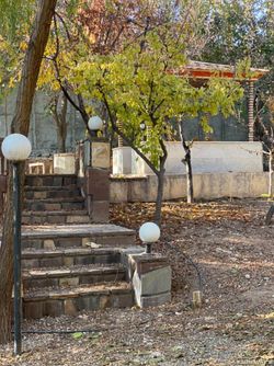 استخرآبگرم سرپوشیده وجکوزی،آلاچیق و آتشکده در حیاط استخرآبگرم سرپوشیده وجکوزی،آلاچیق و آتشکده در حیاط