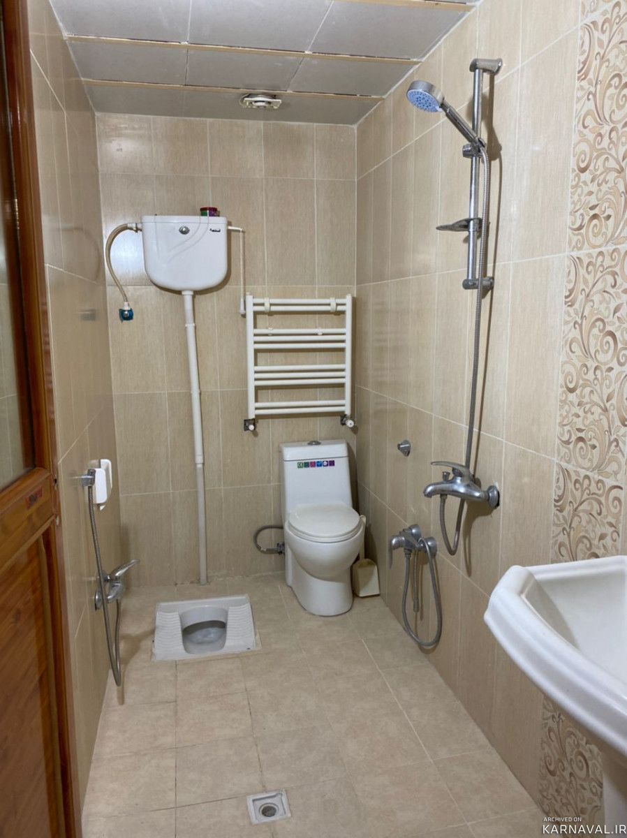 استخرآبگرم سرپوشیده وجکوزی،آلاچیق و آتشکده در حیاط